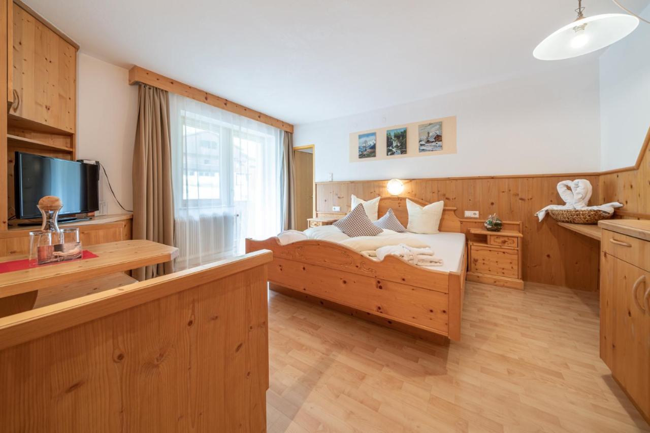 Familienhotel Replerhof Mit Kinderbetreuung Prägraten Kamer foto